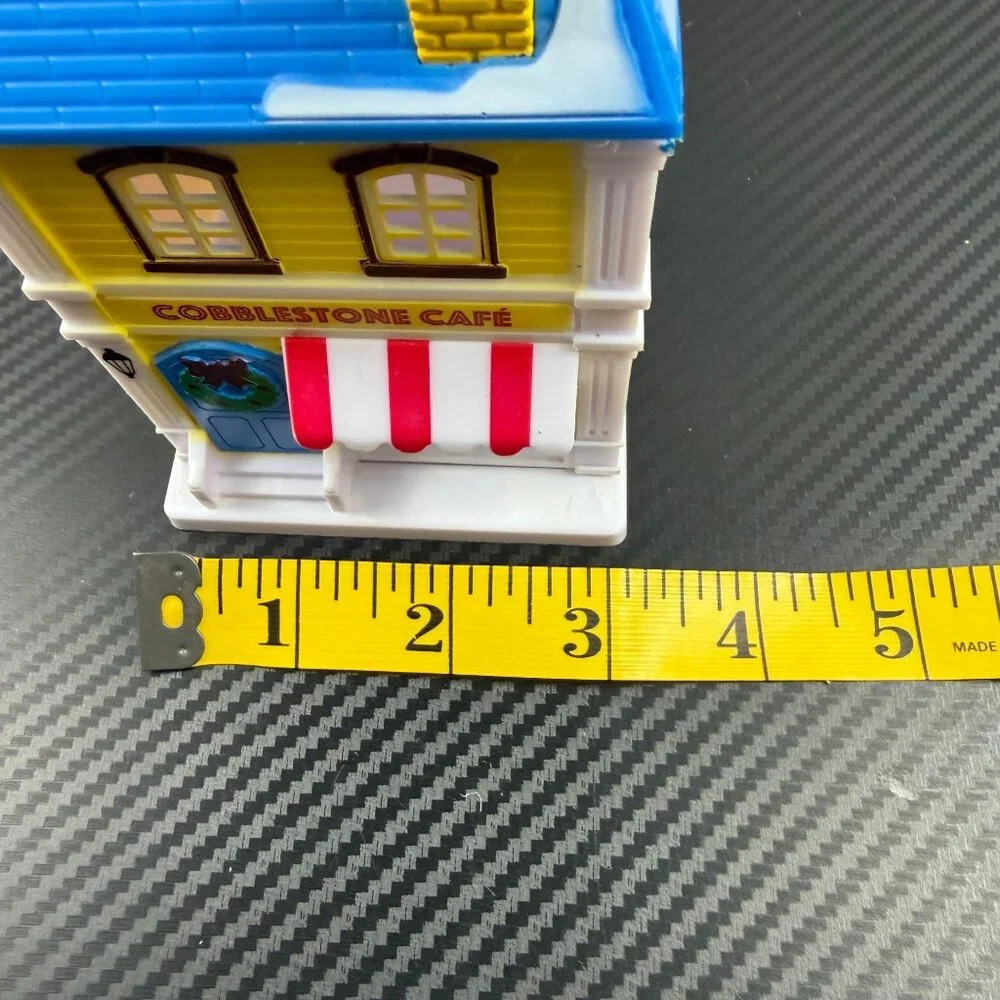 Cobblestone Corners Café Miniature Lighted Building Battery Operated Village